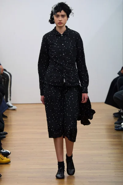 Look 8